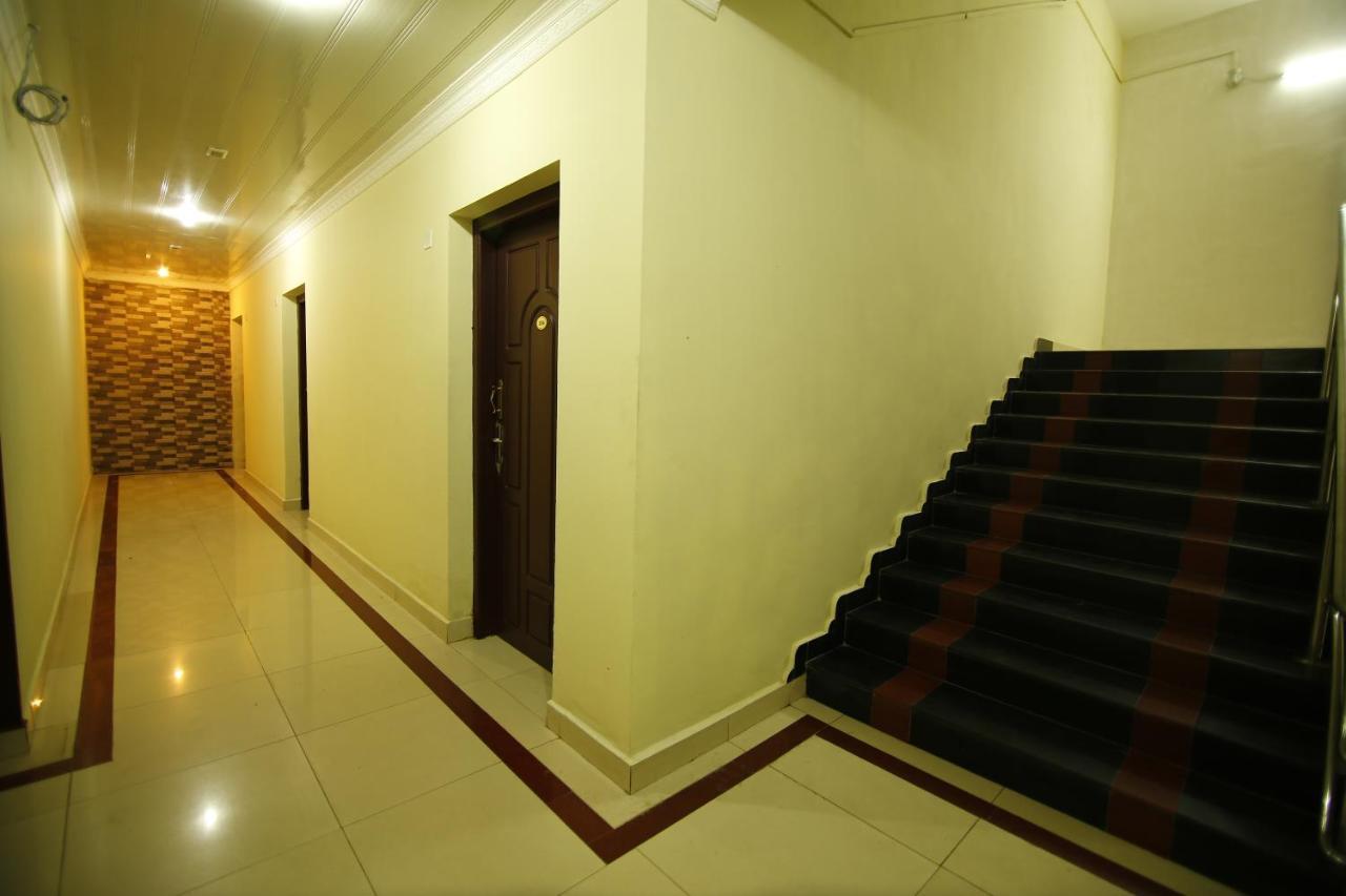 Del-679 Hotel Munnar Eksteriør billede