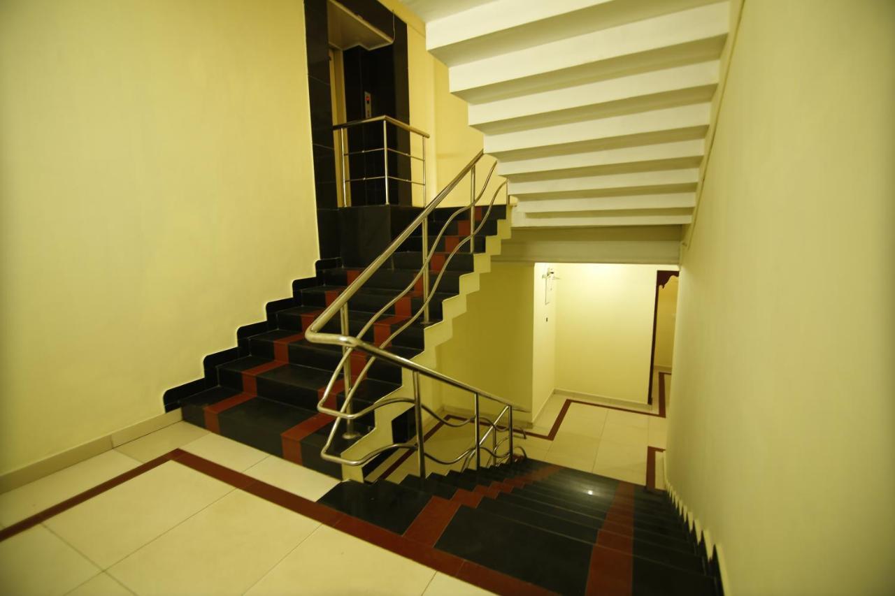 Del-679 Hotel Munnar Eksteriør billede