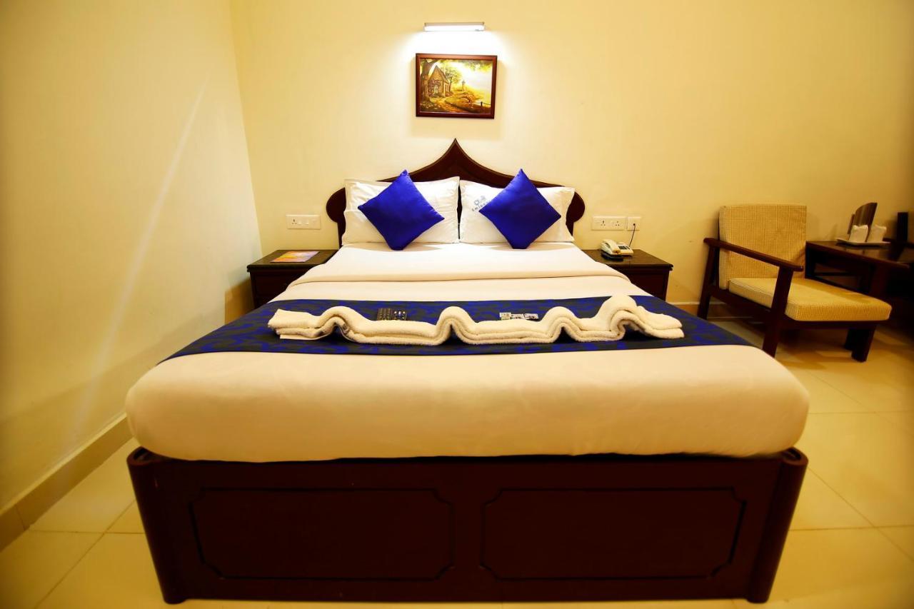 Del-679 Hotel Munnar Eksteriør billede