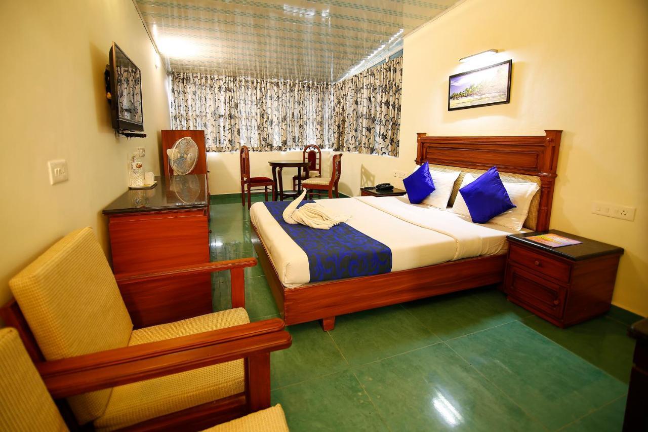 Del-679 Hotel Munnar Eksteriør billede