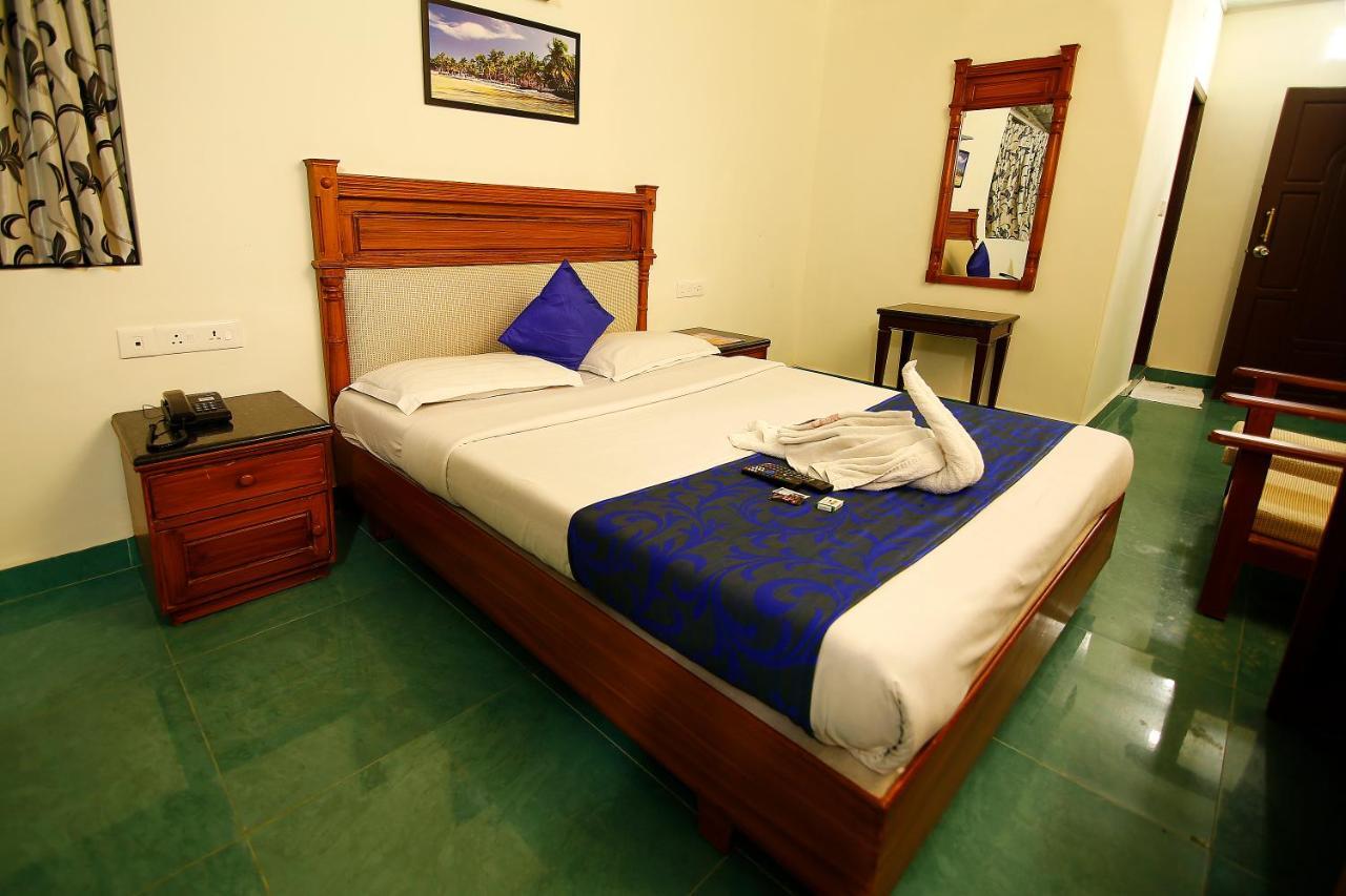 Del-679 Hotel Munnar Eksteriør billede