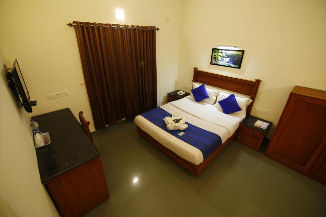 Del-679 Hotel Munnar Eksteriør billede