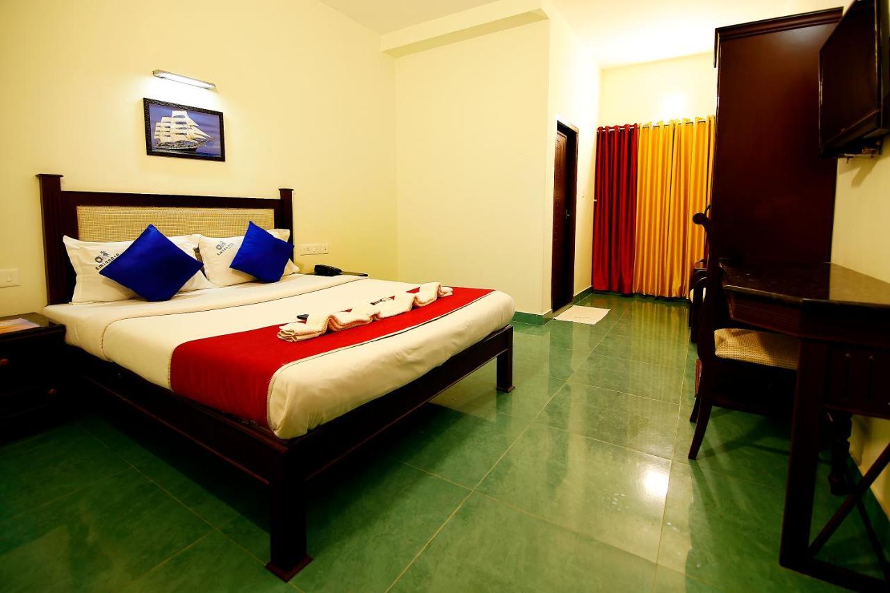 Del-679 Hotel Munnar Eksteriør billede